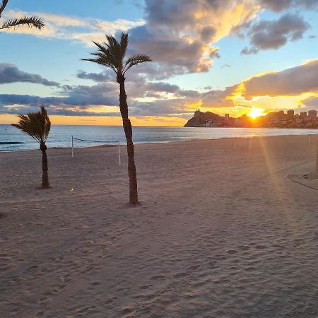 Sunny Morning Of Costa Blanca - Sunset Waves Benidorm Lejlighed Eksteriør billede